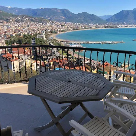 Summer With Sea View Apartmán *